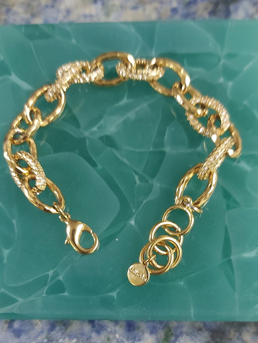 Gold Link Chain Bracelet with Textured Accents